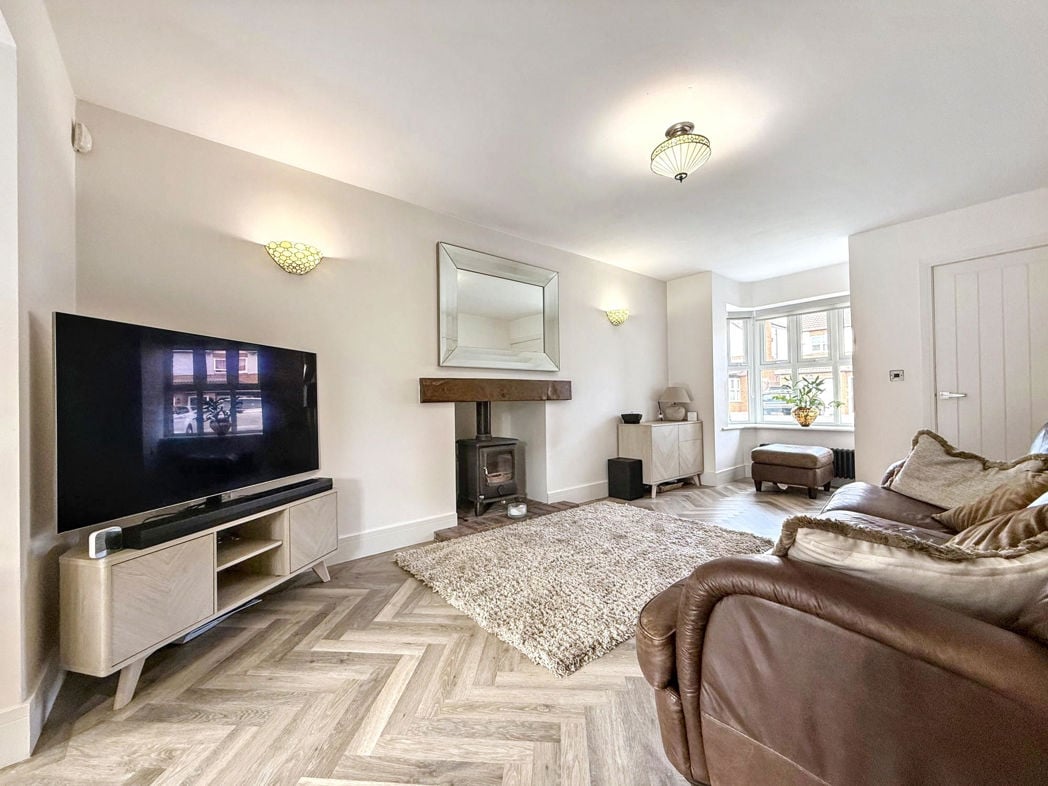 Property image 3 of 20