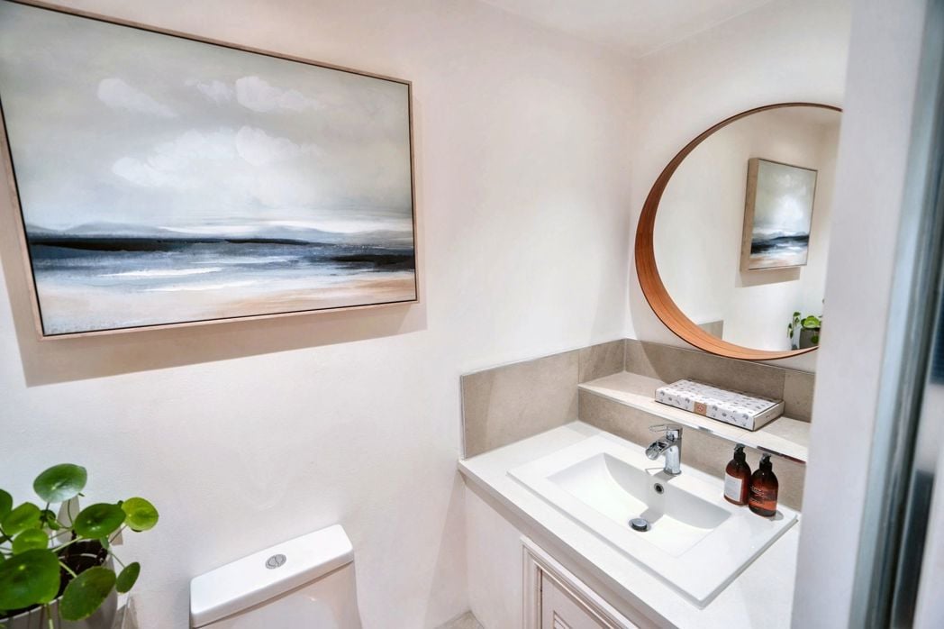 Property image 3 of 19
