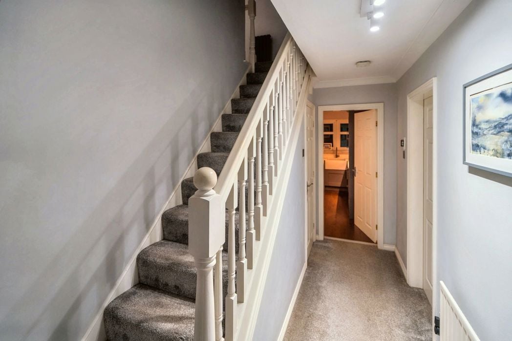 Property image 12 of 19