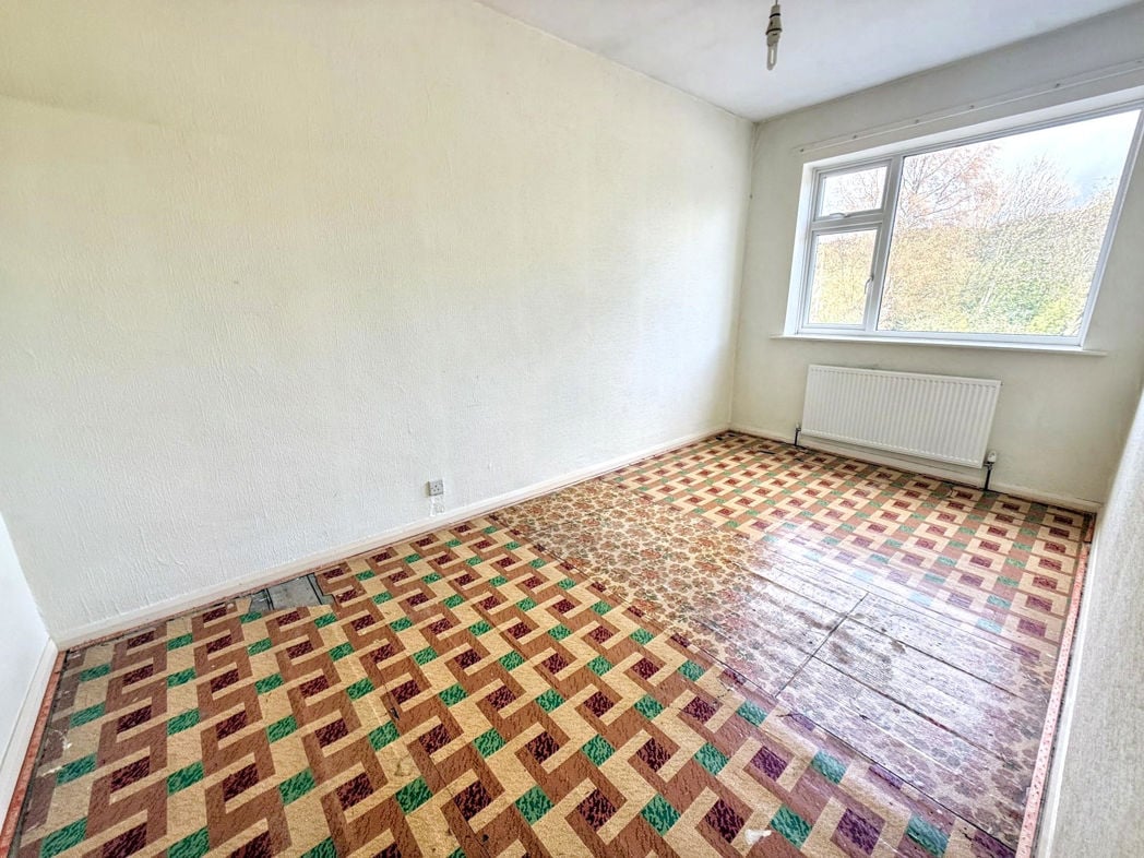 Property image 2 of 13