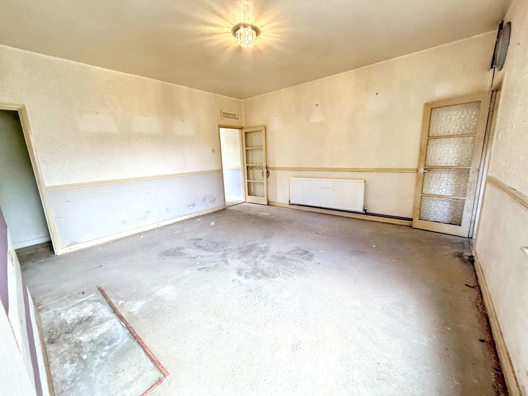 Property image 3 of 13