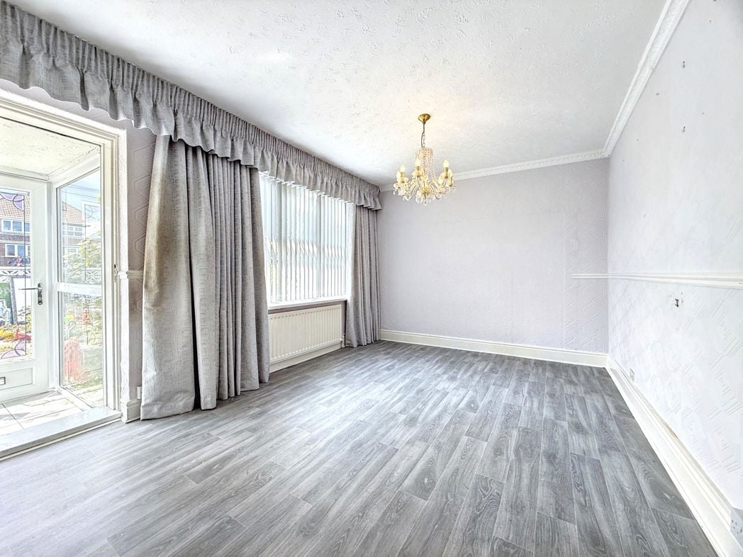 Property image 5 of 15