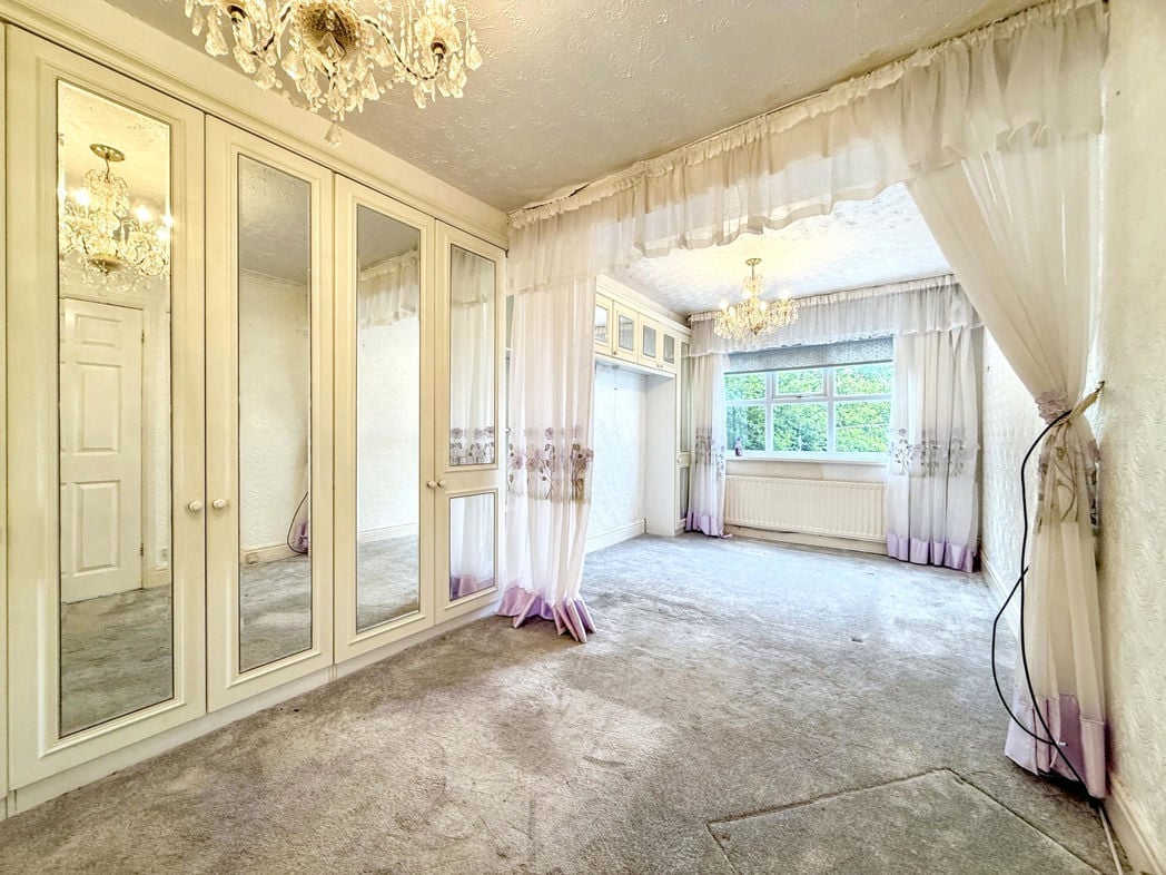 Property image 10 of 15