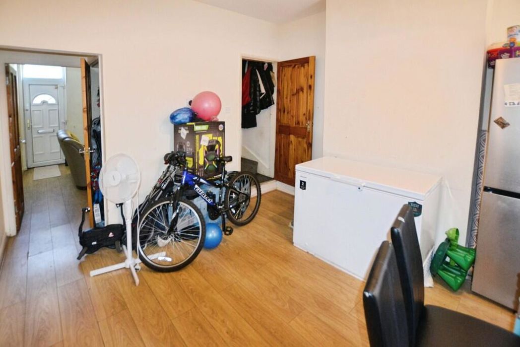Property image 5 of 10