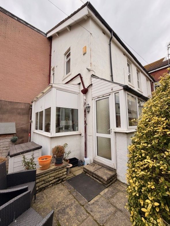 Avenue Guest House 56, Blackpool, Lancashire, FY1 4DE