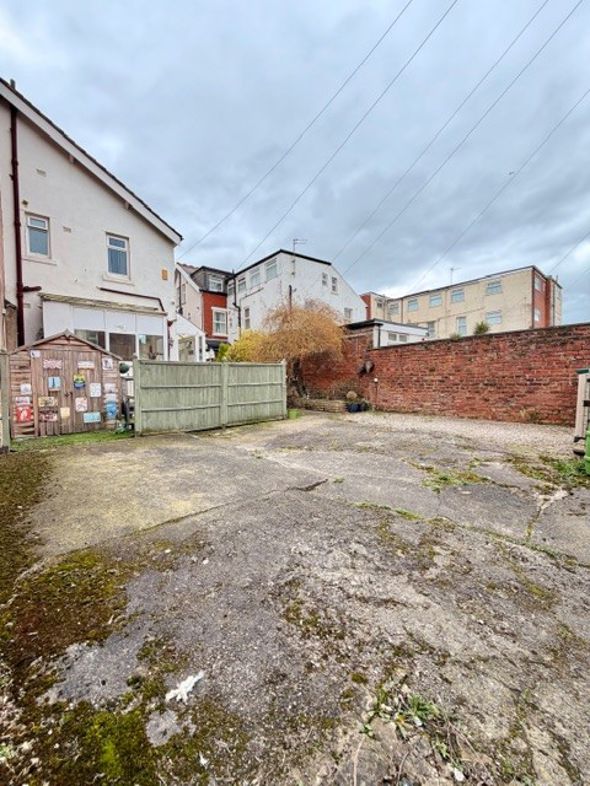 Avenue Guest House 56, Blackpool, Lancashire, FY1 4DE