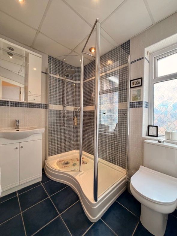 Avenue Guest House 56, Blackpool, Lancashire, FY1 4DE