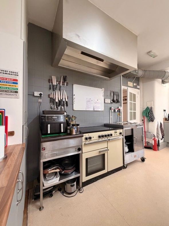 Avenue Guest House 56, Blackpool, Lancashire, FY1 4DE