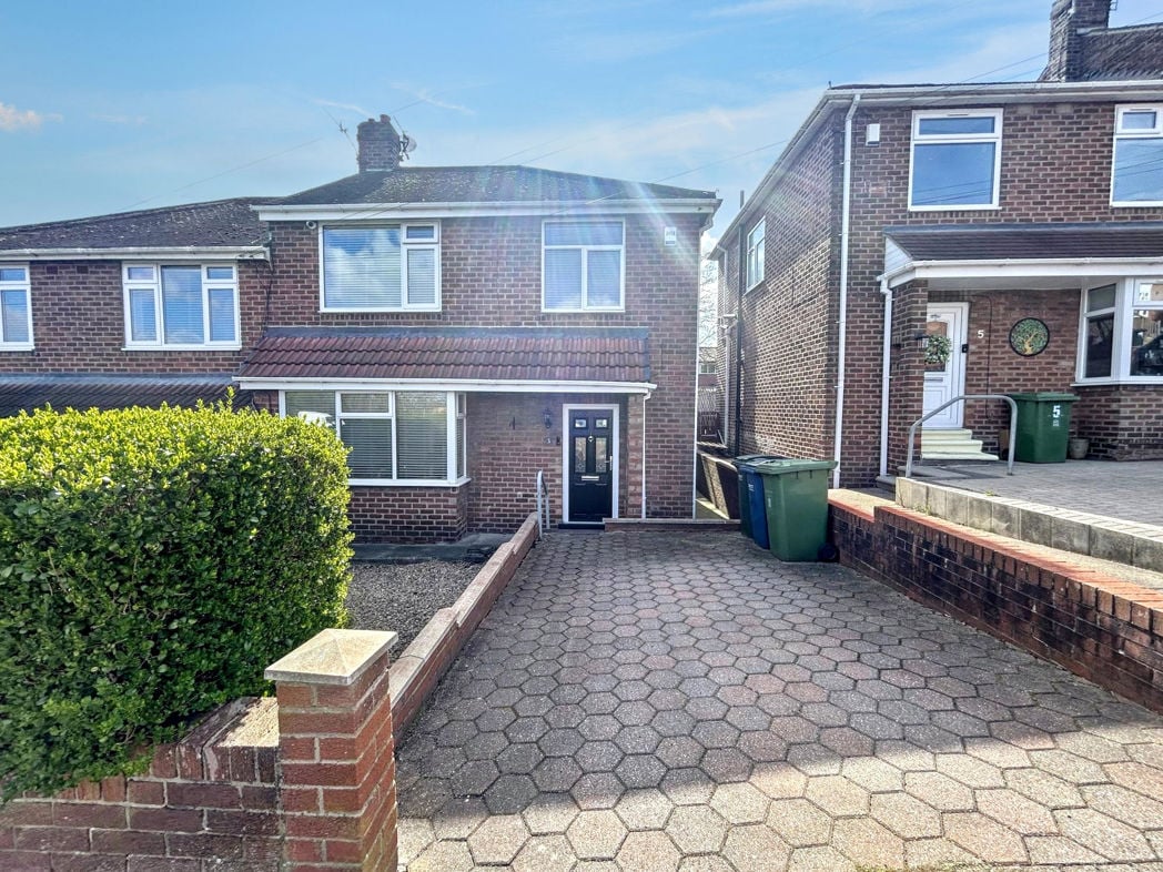 Property image 3 of 18
