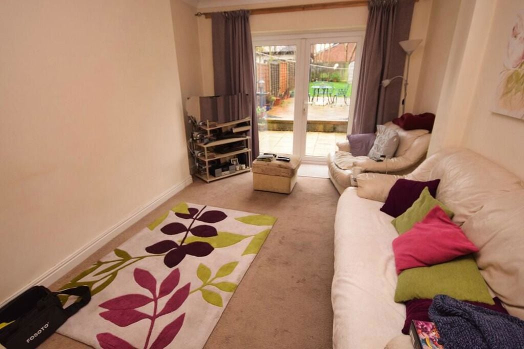 Property image 2 of 8