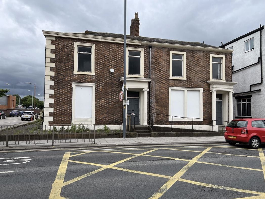 Property image 1 of 7