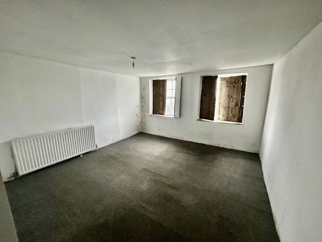 Property image 5 of 8