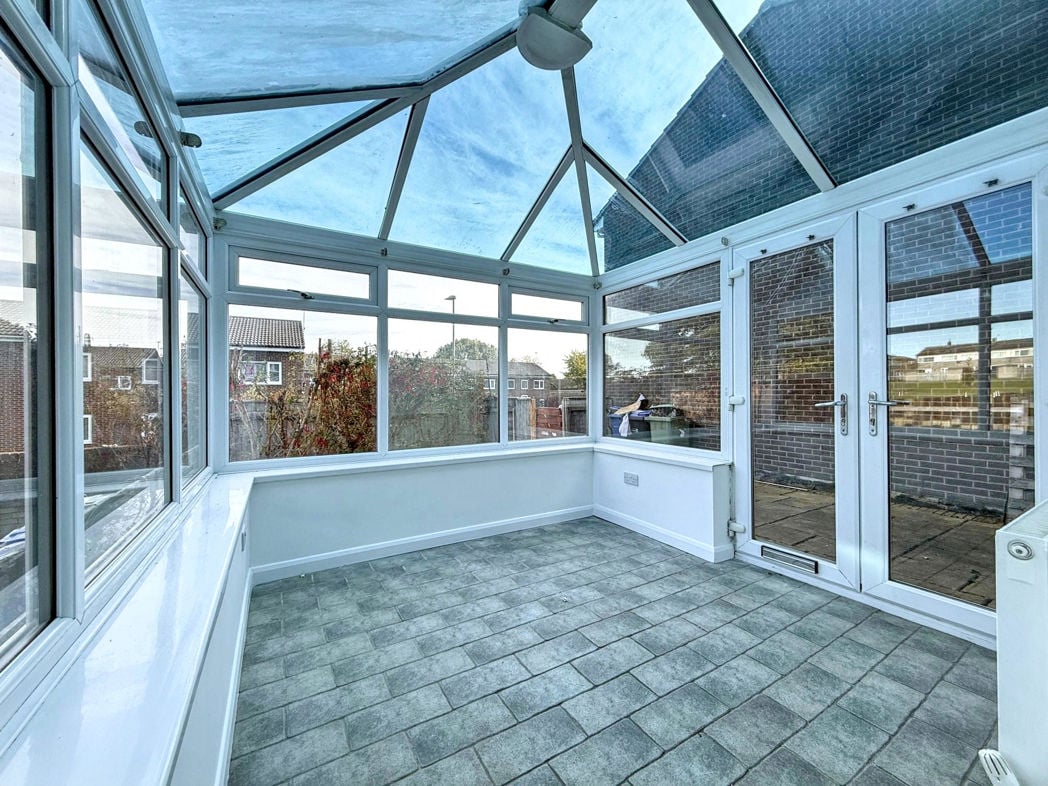 Property image 9 of 23