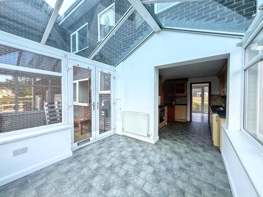 Property image 10 of 23