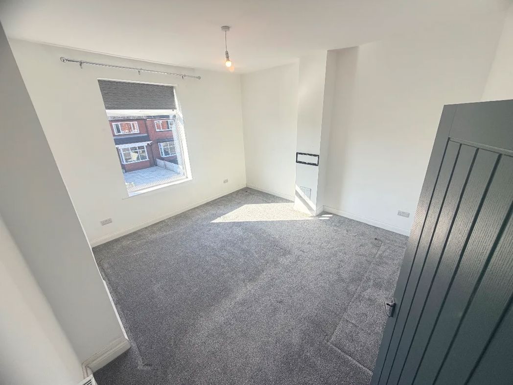 Property image 6 of 14