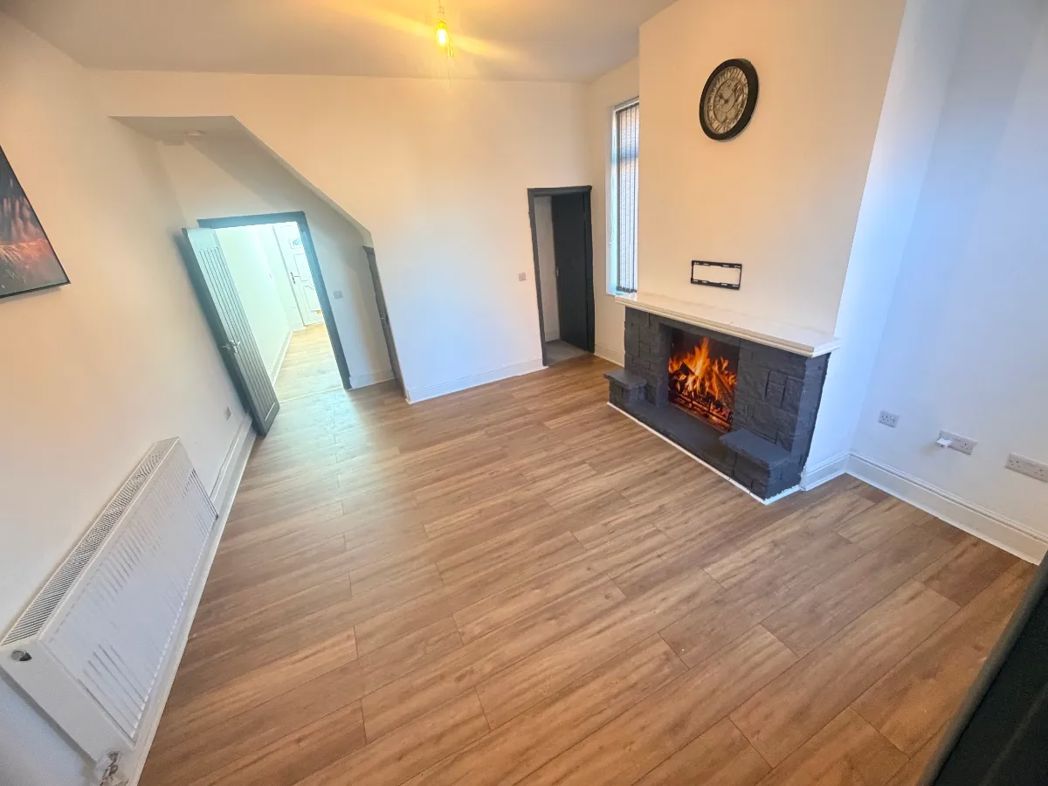 Property image 3 of 14