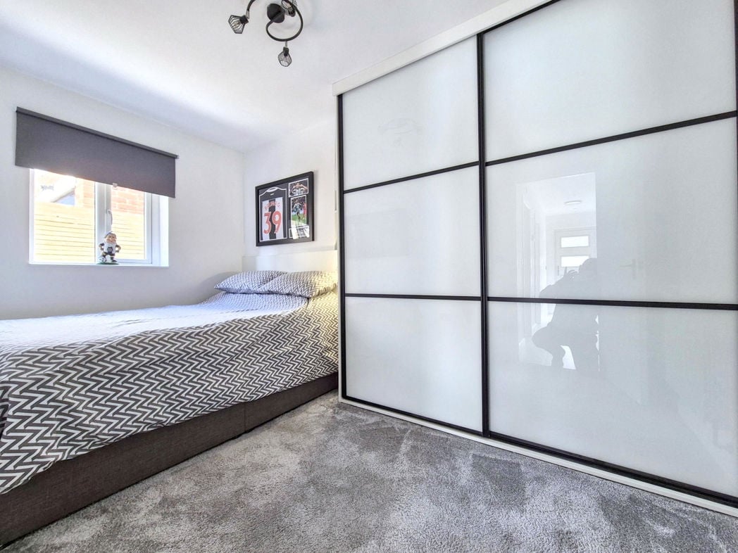 Property image 18 of 27