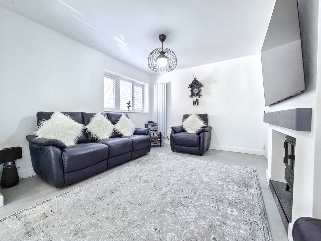 Property image 7 of 27
