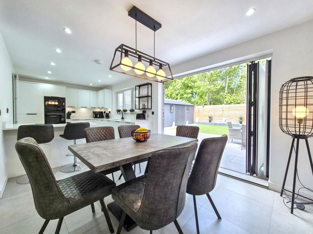 Property image 2 of 27