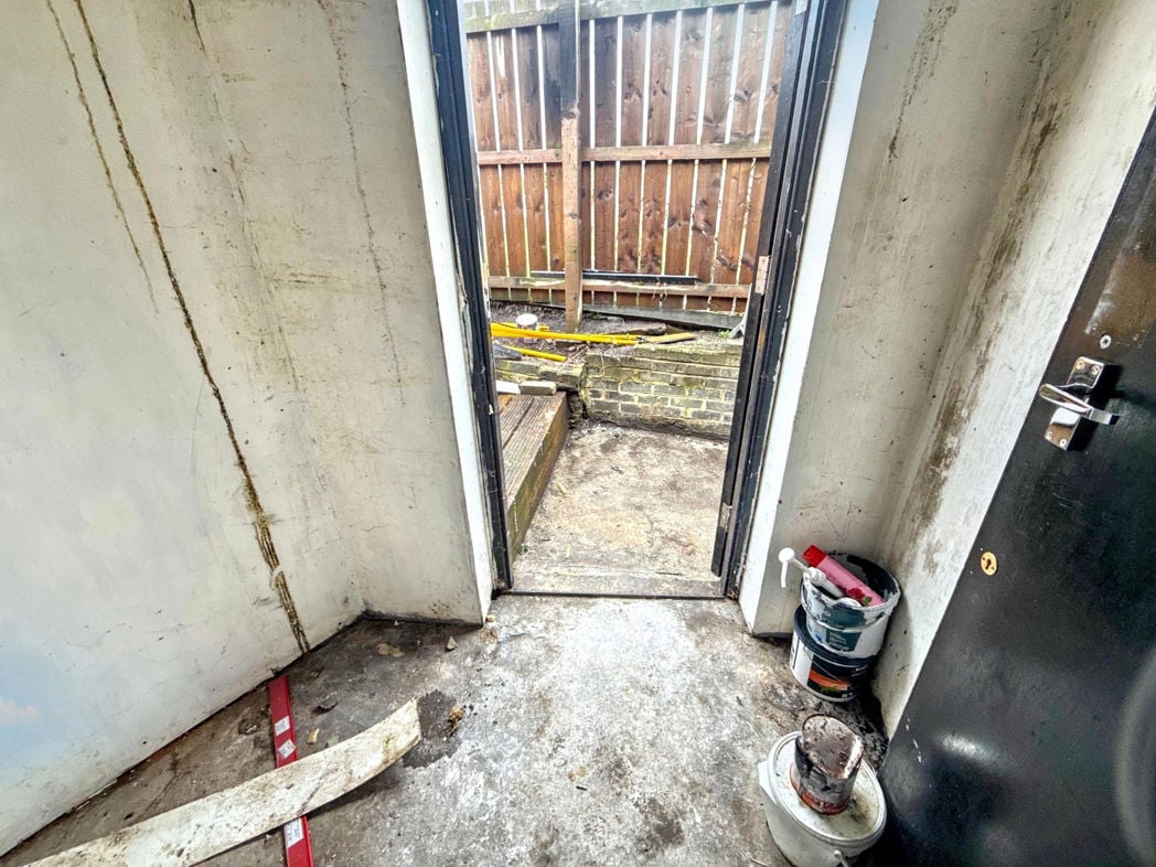 Property image 11 of 14