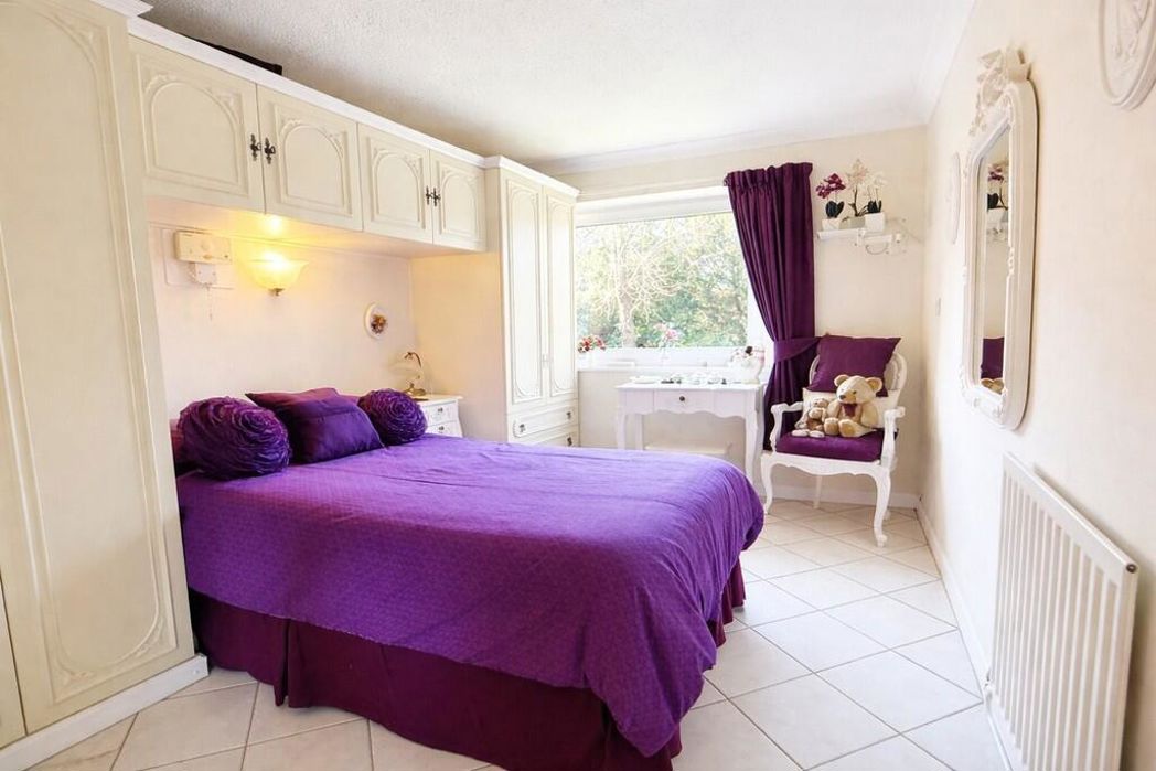 Property image 5 of 12