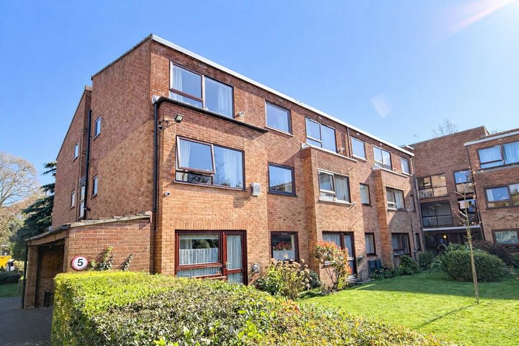 Property image 11 of 12