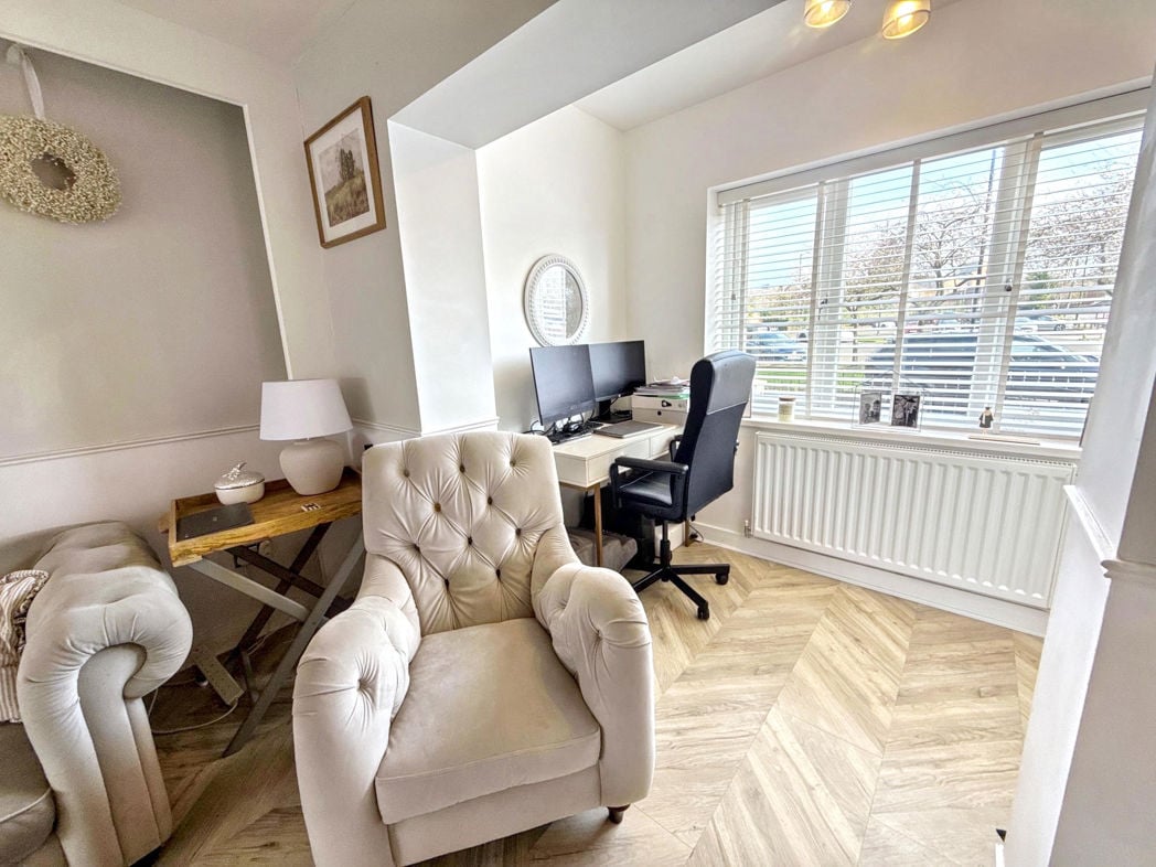 Property image 6 of 25