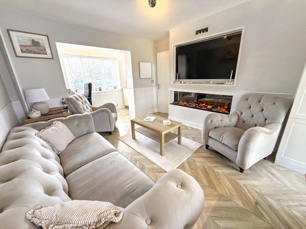 Property image 4 of 25