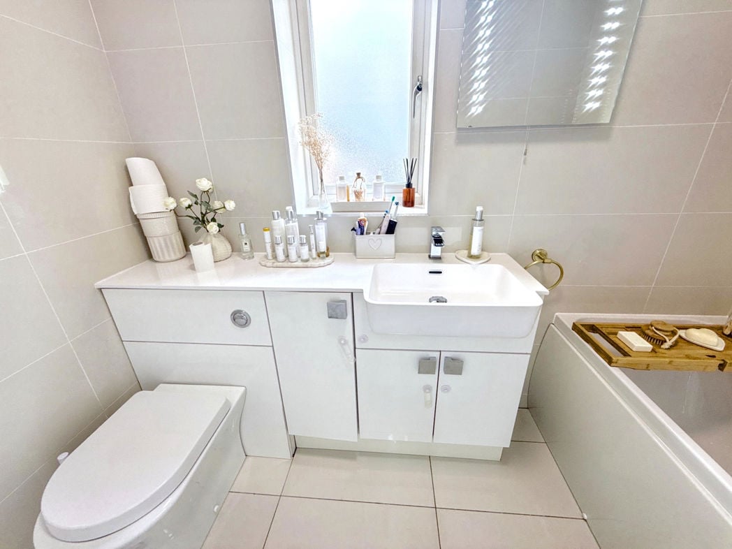 Property image 19 of 25