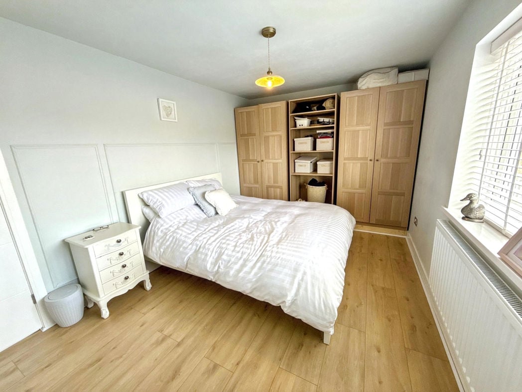 Property image 14 of 25