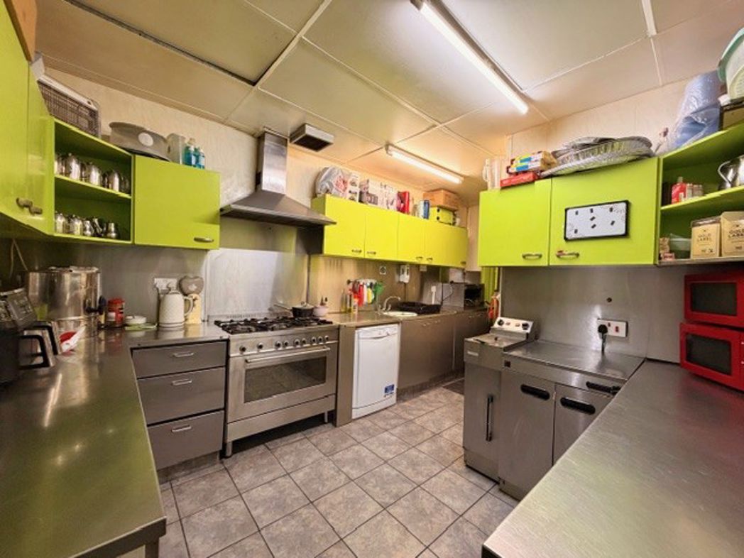Property image 5 of 18