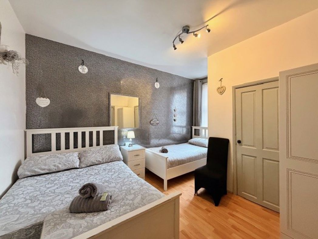 Property image 17 of 18