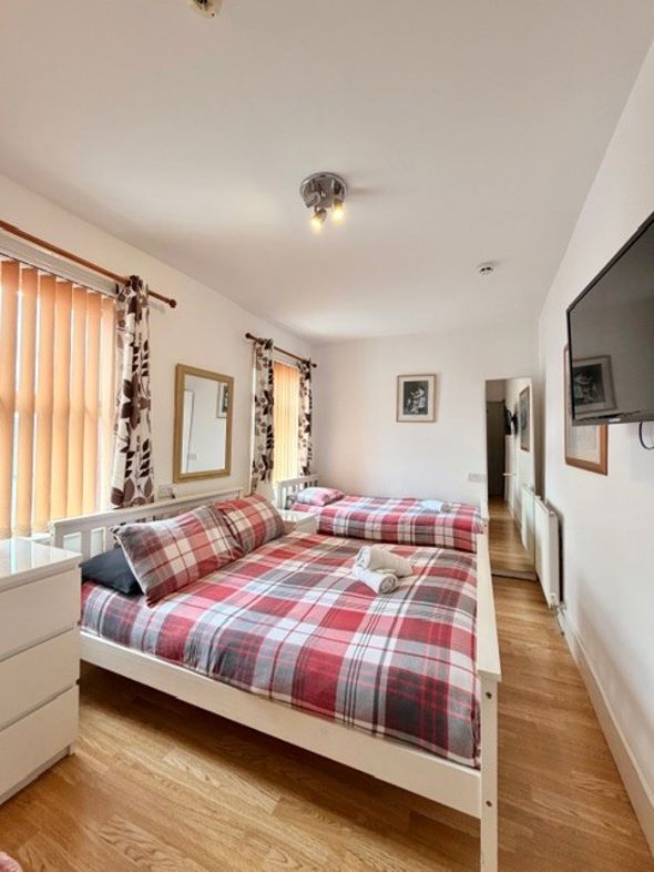 Property image 18 of 18