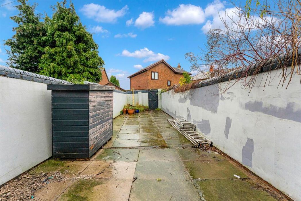 Property image 11 of 11