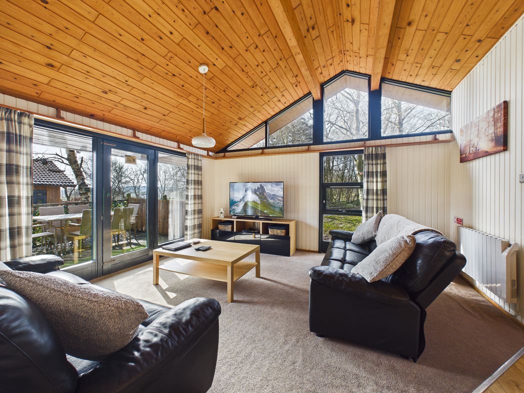 Property image 2 of 15