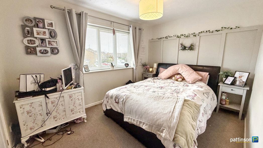 Property image 16 of 29