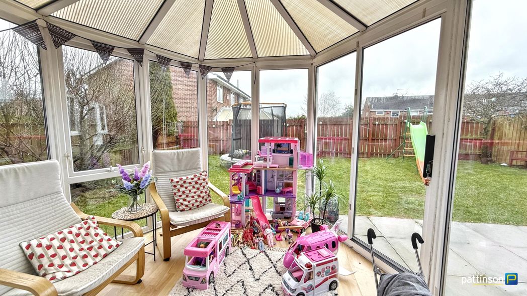 Property image 12 of 29