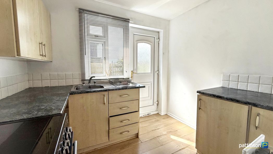 Property image 3 of 13