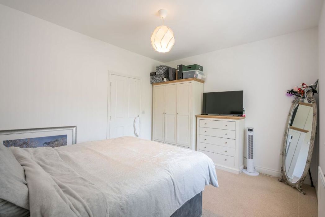 Property image 7 of 16