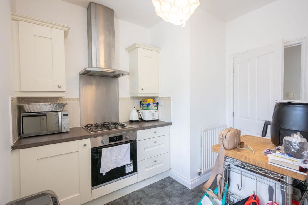 Property image 2 of 16