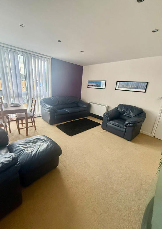 Property image 5 of 24
