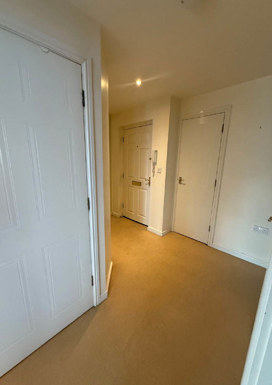 Property image 8 of 24
