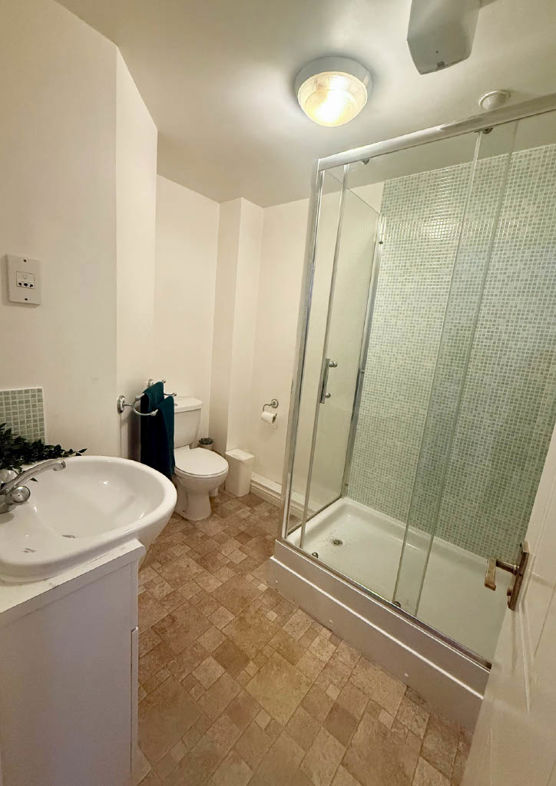 Property image 15 of 24
