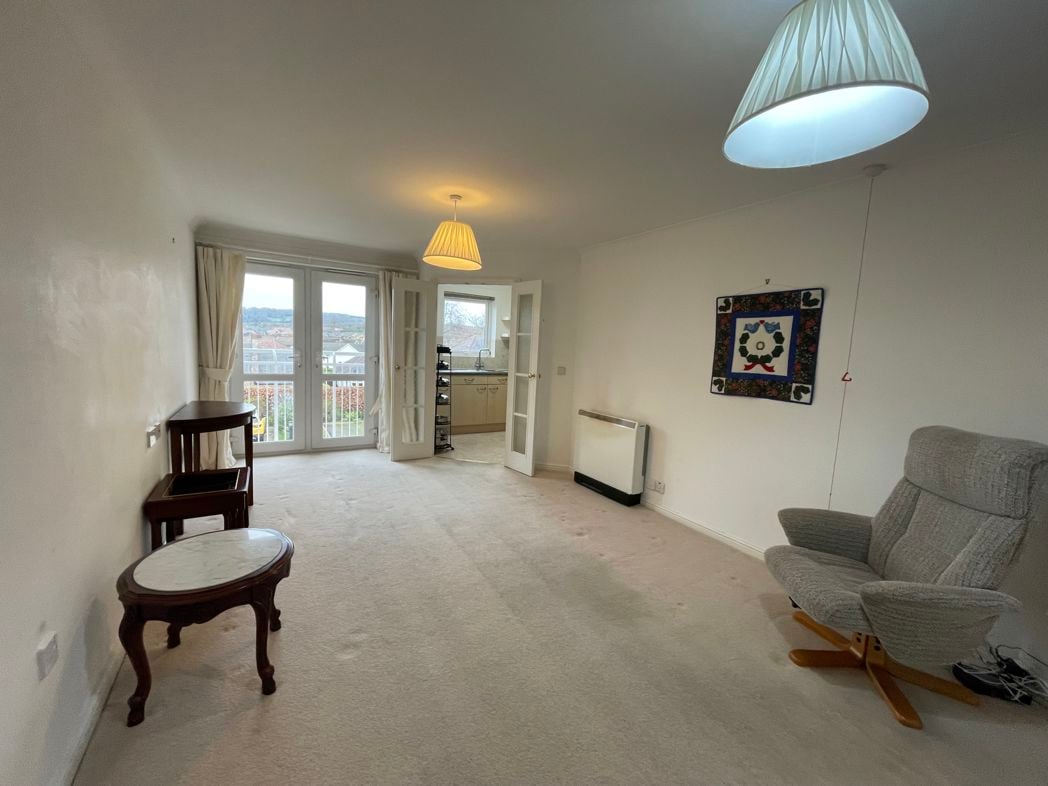 Property image 8 of 13