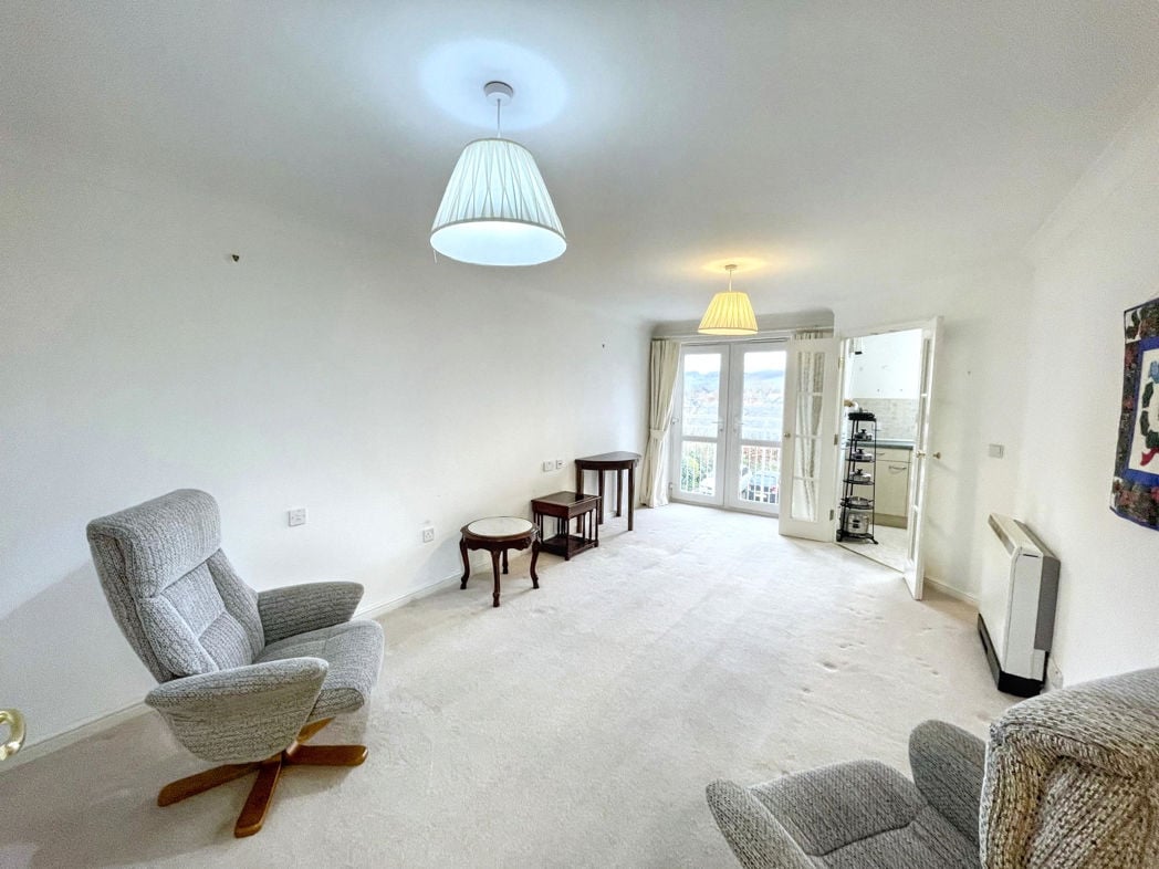 Property image 7 of 13