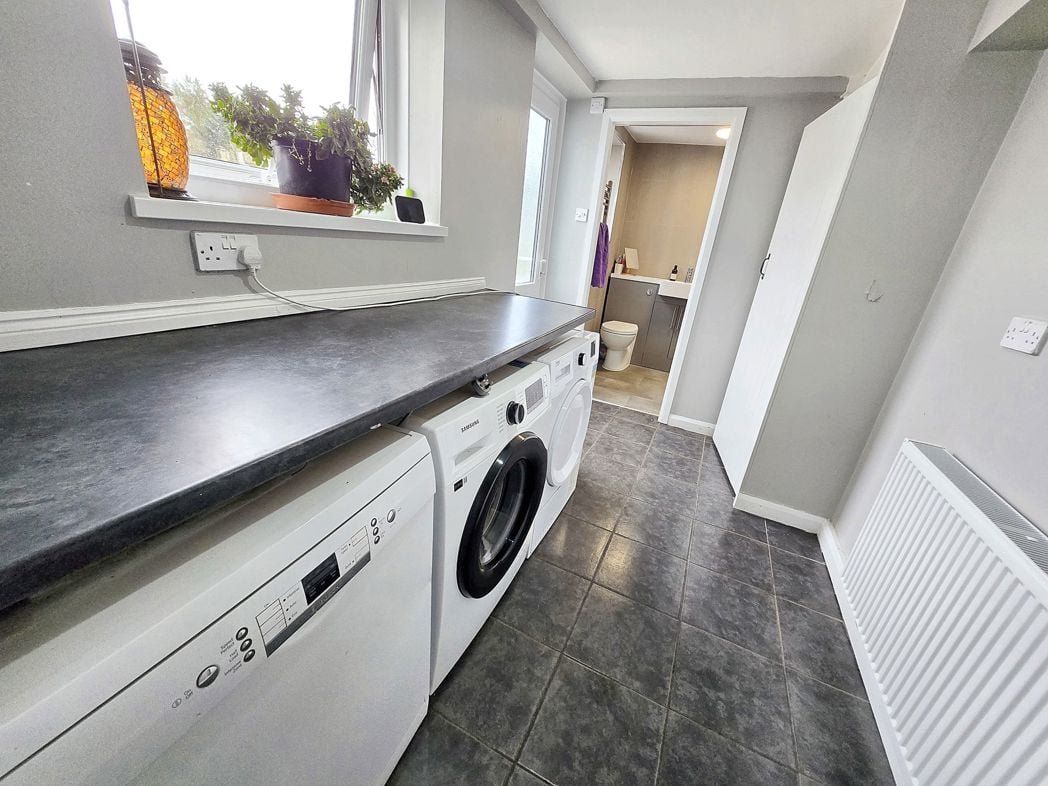13, Newcastle upon Tyne, Northumberland, NE19 1TS