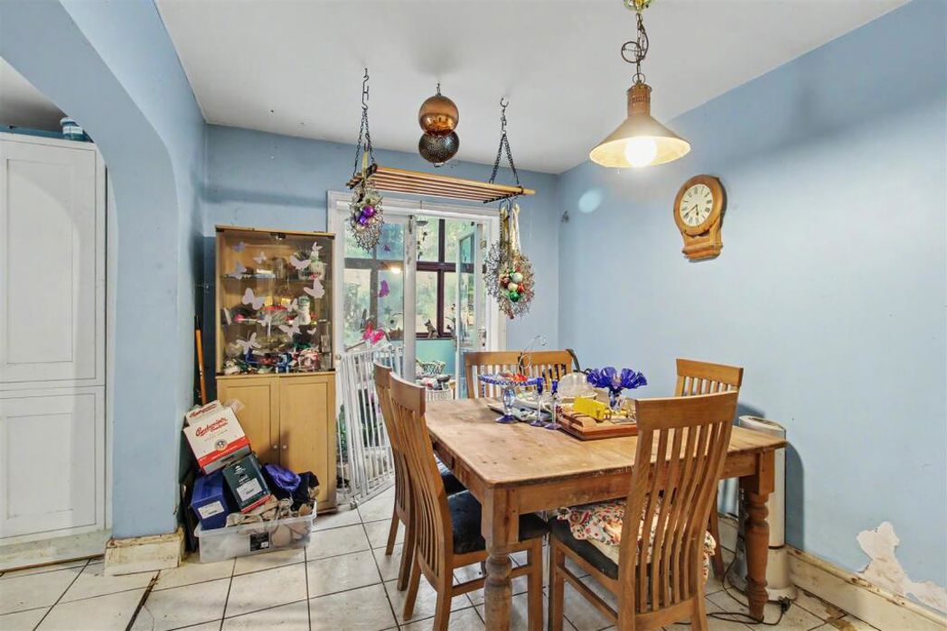Property image 5 of 26