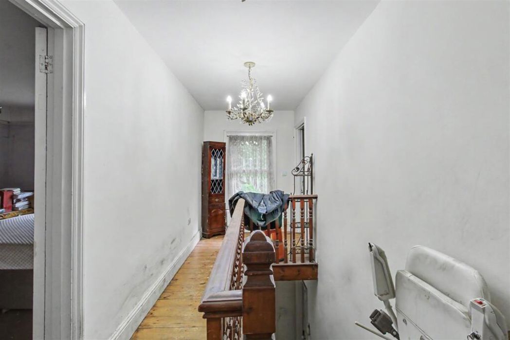 Property image 10 of 26