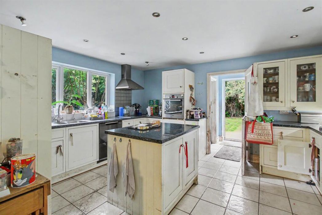 Property image 18 of 26