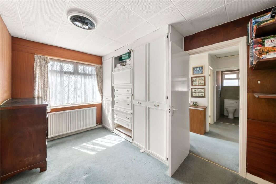 Property image 4 of 19